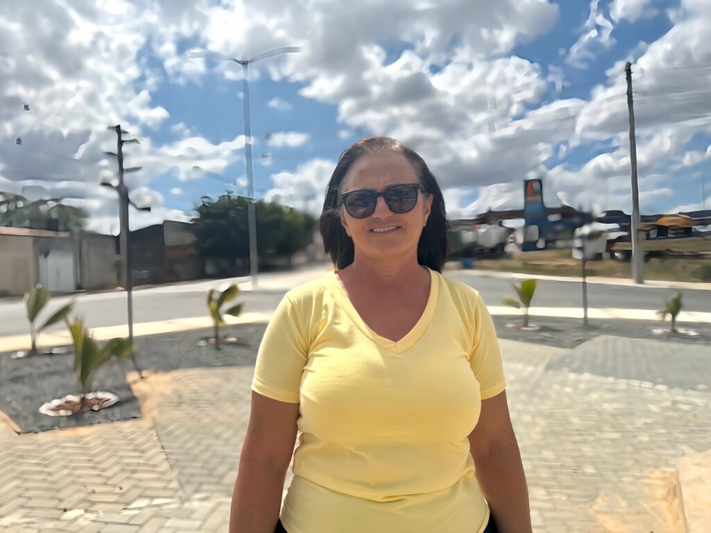 Moradores do alto sertão sergipano comemoram a entrega da obra de duplicação da pavimentação asfáltica na Rodovia SE-175