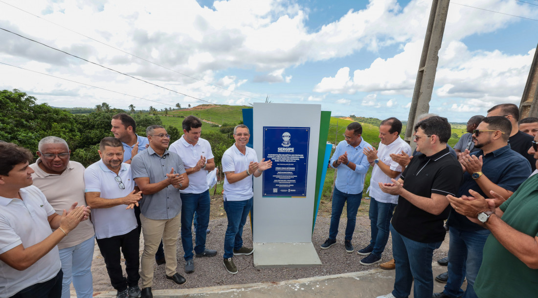 Governo do Estado entrega pavimentação do povoado Cabrita e reforça investimentos em infraestrutura em São Cristóvão