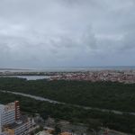 Chuvas finas, dias mais curtos, grandes ondas e ressaca no litoral serão fatores predominantes na estação. Foto: Marcos Rodrigues