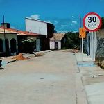 Obra trará melhorias salutares para famílias de quatro ruas no Conjunto Nezinho Gomes.