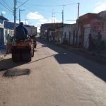 Reparos foram executados nas ruas da sede municipal, no acesso pela BR 101 e continuam na Rodovia João bebe água
