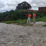 Cratera de 2.346 m² danificou 26 casas e sistema de rede de drenagem. Foto: Depec.