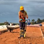 Recapeamento asfáltico será feito a partir do final da Passarela do Caranguejo até a Praia do Viral. Foto: Marcos Rodrigues.