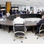 Governo do Estado e Caixa assinaram contrato que possibilitará recuperação de cerca de 300 quilômetros de rodovias sergipanas. Foto: Mario Souza.