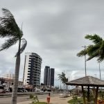 Previsão de ventos intensos em todas as regiões com velocidade de 12m/s a 15m/s e ondas de até 2,5 metros. Foto: Marcos Rodrigues.