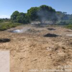 Duas pessoas foram autuadas por crime ambiental e maquinário e materiais de construção foram apreendidos. Foto: Adema.