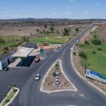 32 km da rodovia foram revitalizados. Implantação da sinalização vertical será iniciada nas próximas semanas. Foto: Marcos Rodrigues/Sedurbs.