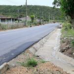 Com dois trechos praticamente concluídos, a obra avança rápido e trecho que liga Moita Bonita à Serra do Machado já tem 90% da execução dos serviços. Foto: Marcos Rodrigues/Sedurbs.