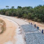 A construção da rodovia do Caminho de Santa Dulce dos Pobres, localizada entre o bairro Santa Maria, em Aracaju, e a cidade de São Cristóvão / Foto: Marcos Rodrigues