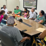 Governo do Estado entrega escrituras de casas a moradores do Neuzice Barreto // Foto: Sedurbi