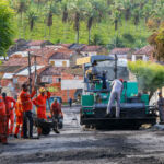 As 24 ruas do conjunto Fernando França serão entregues asfaltadas em, no máximo, um mês | Foto: Arthuro Paganini