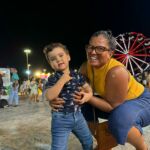 Cinara Soares Simões levou o seu sobrinho de 3 anos para a peça de teatro / Foto: Ascom Sedurbi